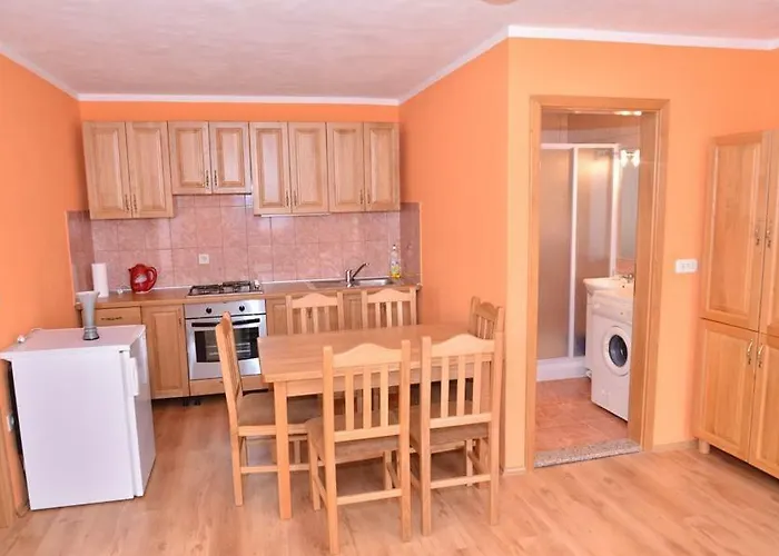 Appartement With A Parking Space Stinjan, Pula - 11648 Štinjan
